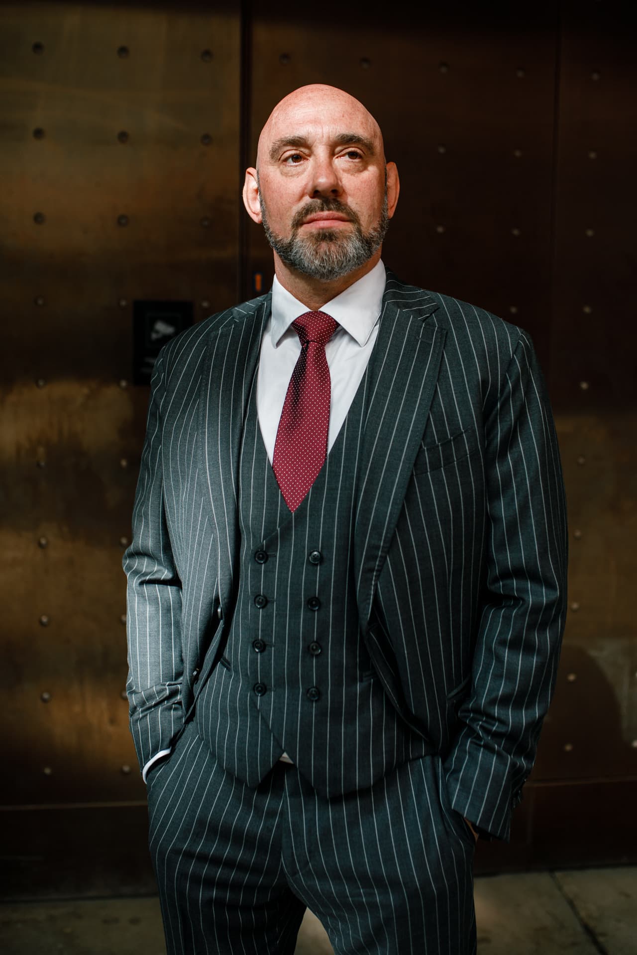 Dr. Alexander Madaus im Anzug